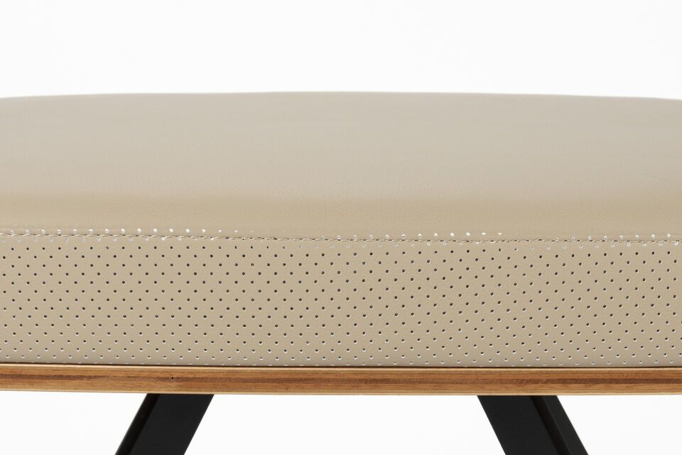 Le pouf Frie est ainsi un compagnon parfait pour des moments de ressourcement