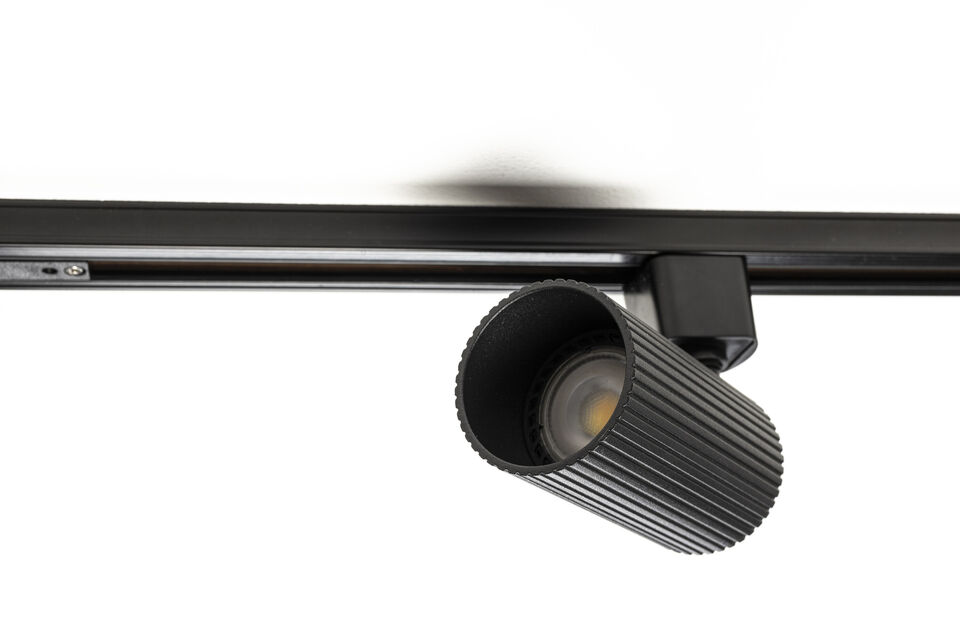 Buzz spots zijn uitgerust met dimbare LED-lichtbronnen