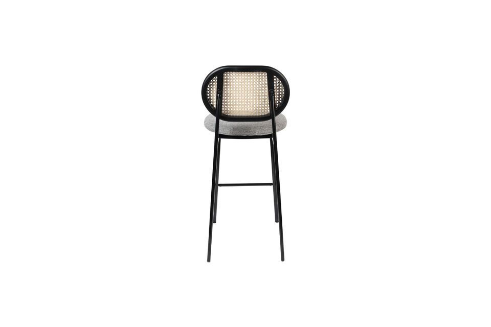 Whether you opt for the woven version for a touch of air and lightness