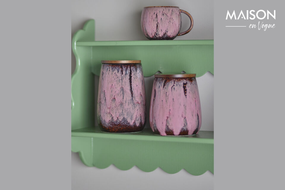 De Rayen Jar w/Lid van Creative Collection is een aardewerken opbergcontainer afgewerkt met een
