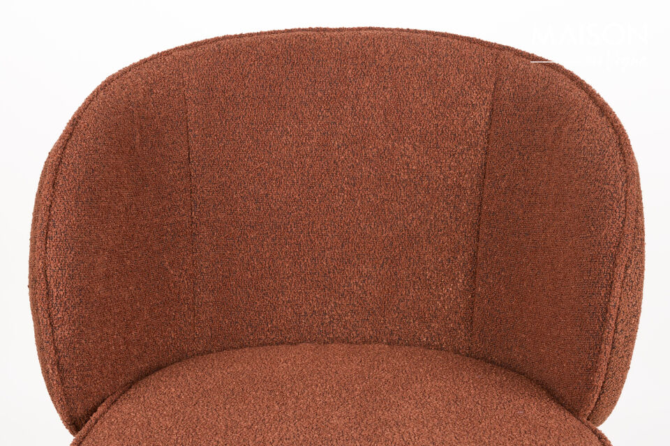 Available in different colours