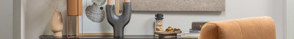 Benadrukte materialen Rond zwart houten tv-meubel Finca