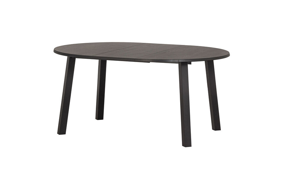 De tafel kan hierdoor met 40 en 80 cm worden verlengd! Bovendien geeft een ronde tafel een knusse