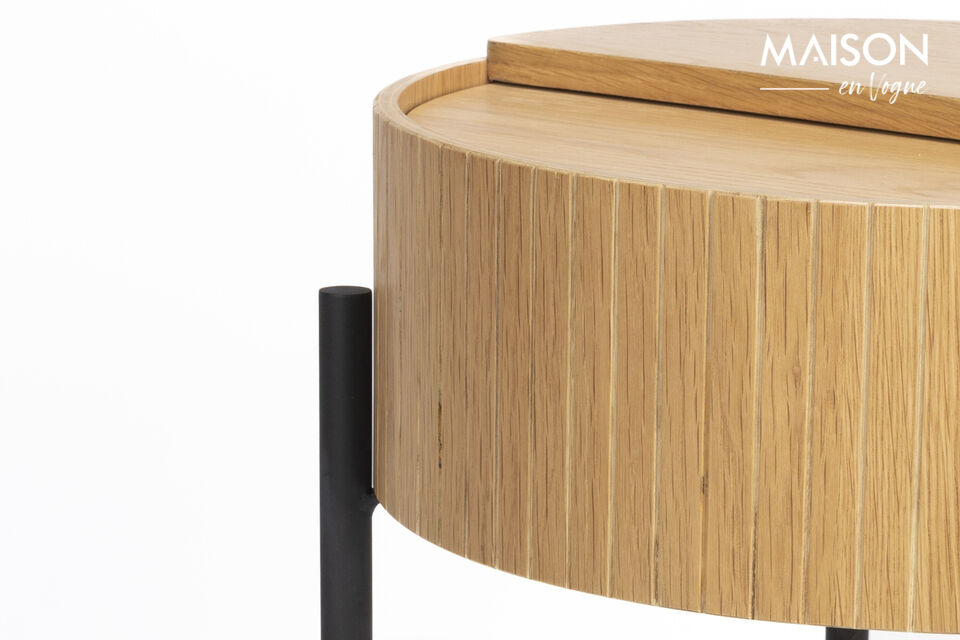 Experience the ingenuity of the Slides side table