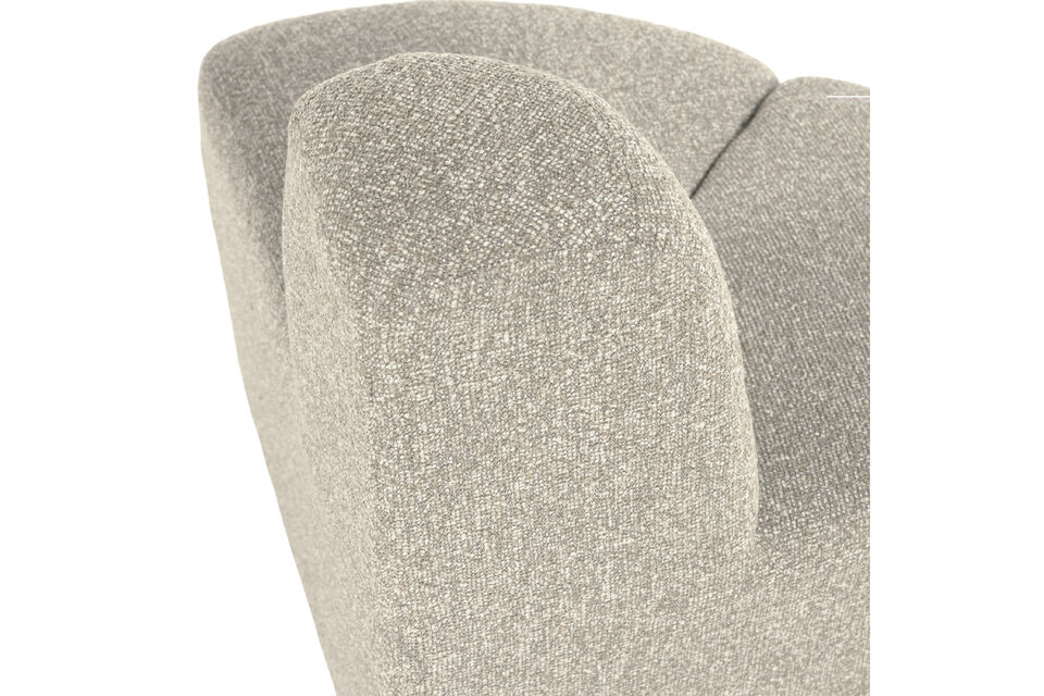 Its rounded corner design allows for seamless pairing with other Mojo modules