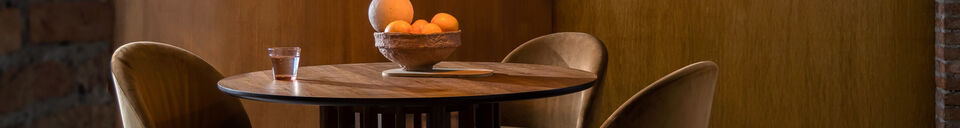 Material Details Round wooden dining table Barlet