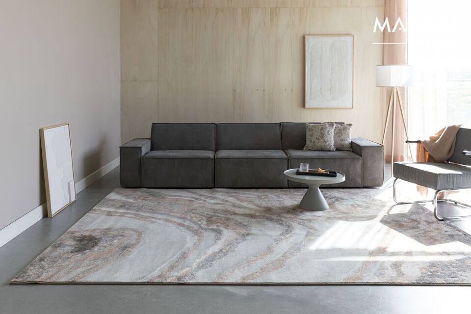 Whether in your living room or under a high table
