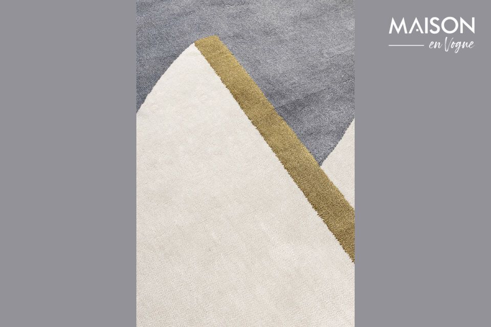Made from high-quality fabric
