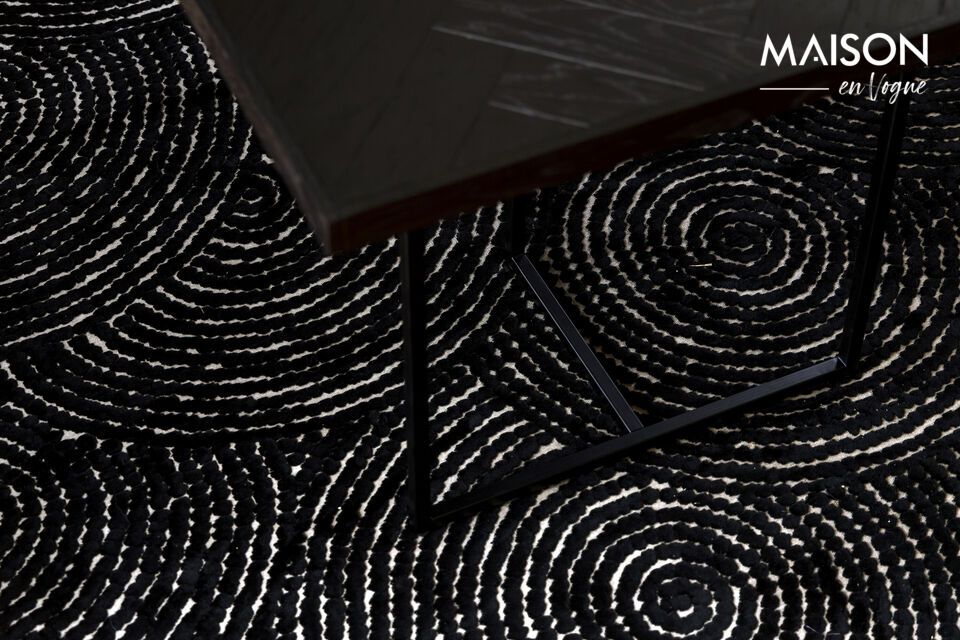 The deep color and generous dimensions of this rug make it a must-have for adding a touch of