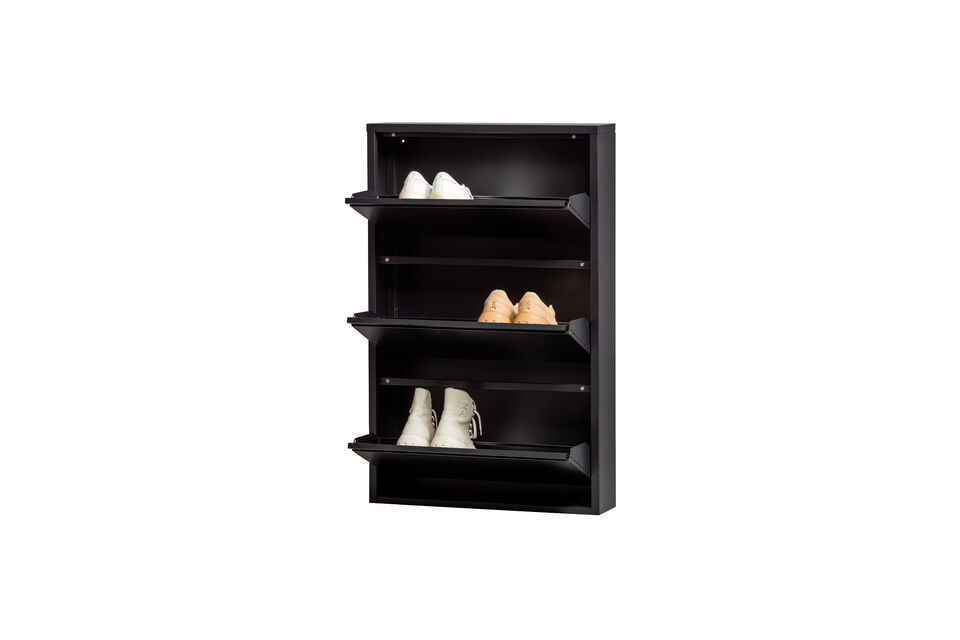 Materiaal
Het metaal uit onze collecties kent diverse afwerkingen