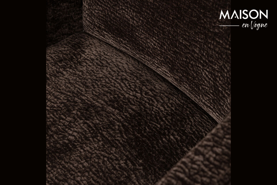 En outre, le tissu presente un brillant mat luxueux qui lui confere un aspect de haute qualite