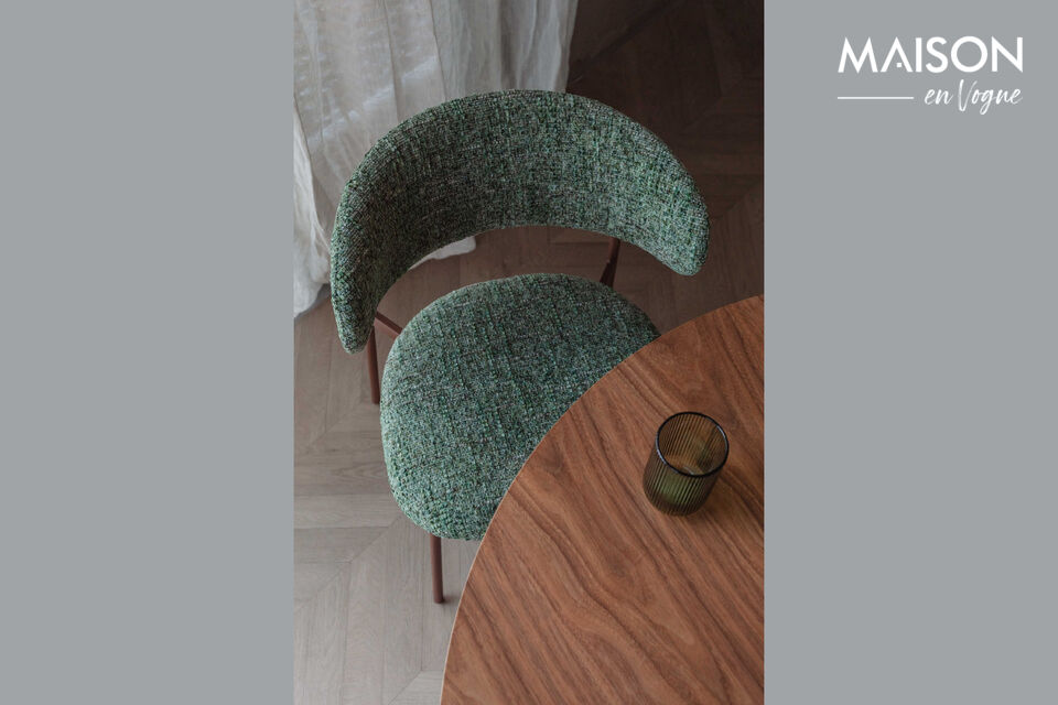 Goditi lunghe cene con la sedia da pranzo e lo sgabello da bar Claes