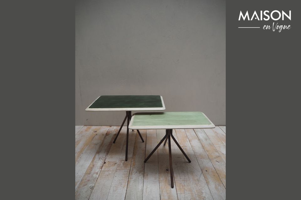 Set de 2 tables Rêverie vertes en bois laqué Chehoma