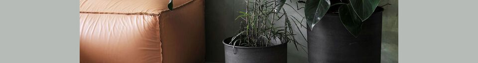 Material Details Set of 2 Vig grey metal planters