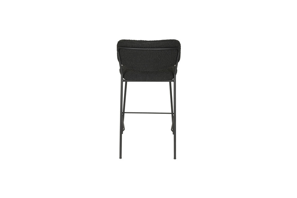 Disponibile in diversi colori
Abbinalo alla sedia da pranzo coordinata per un look armonioso