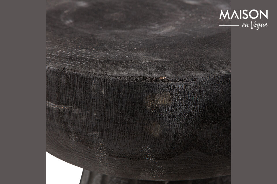 Materiale Il legno di paulonia è un materiale naturale dalla consistenza morbida
