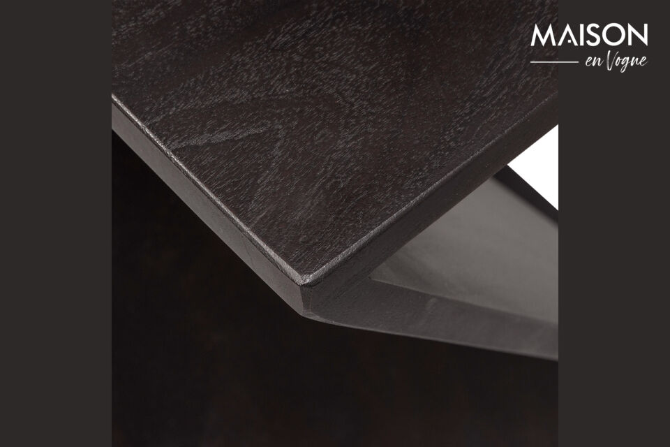 Material Acacia wood is characterised by its warm, red glow