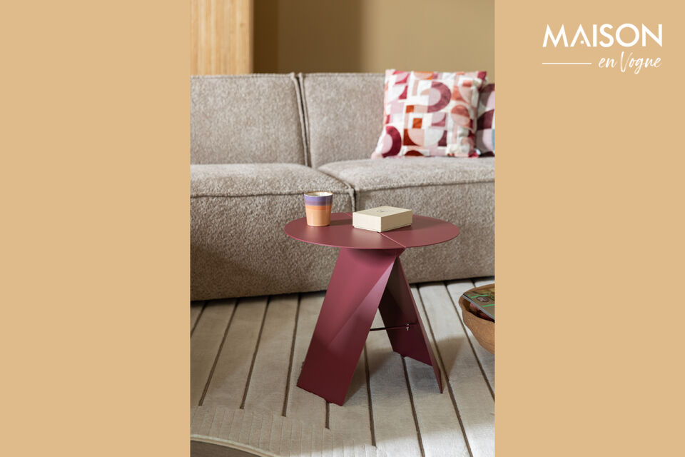 With its origami-like design, this table has a unique look, ideal for any seating area