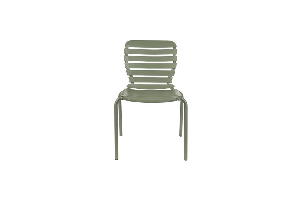 Su estructura de aluminio verde no sólo es elegante