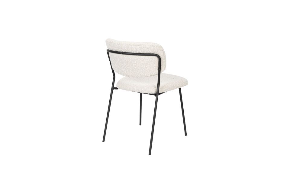 Esta silla no sólo ofrece un estilo impecable