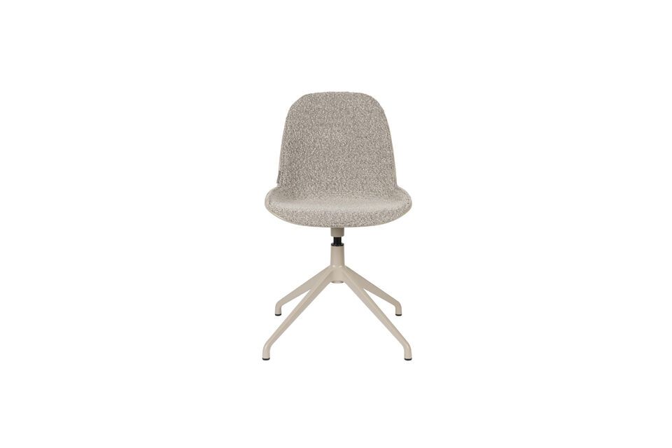 El asiento tapizado y acolchado de la silla Albert Kuip ofrece un confort extra