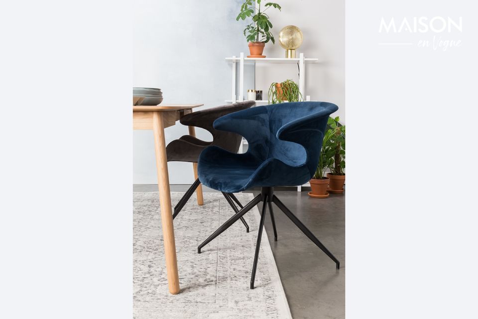 Sillón de tela azul Mia Zuiver