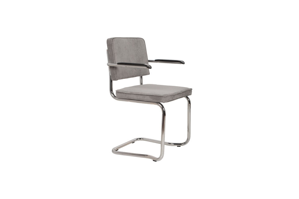 Asiento cómodo gracias a la flexibilidad de la estructura