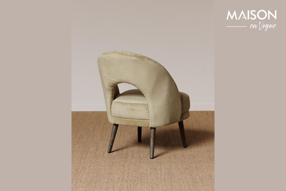 Ideal para añadir un toque de color y elegancia a su hogar