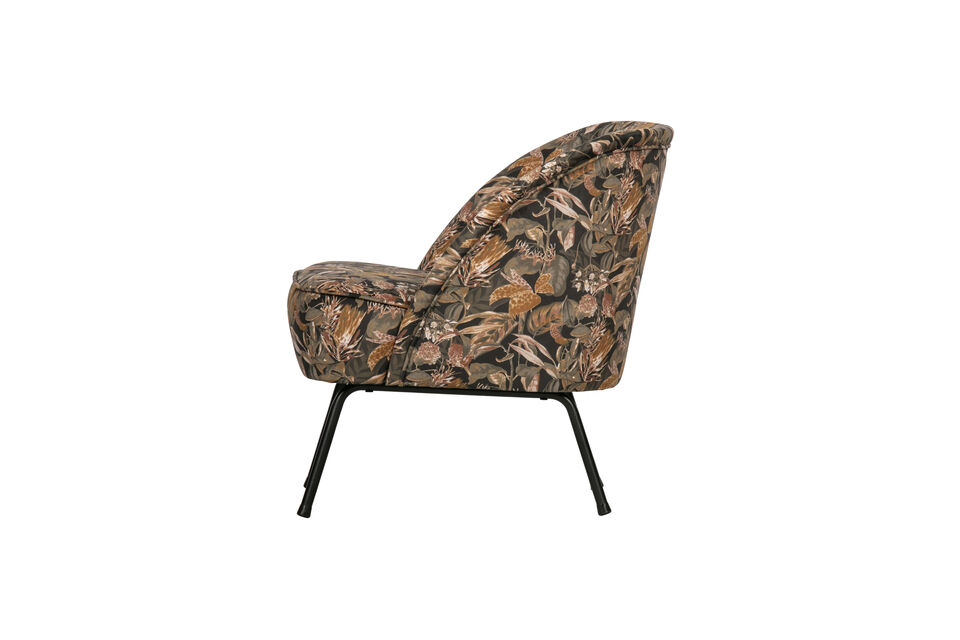 Esta silla moderna y atemporal cuenta con un asiento muy cómodo