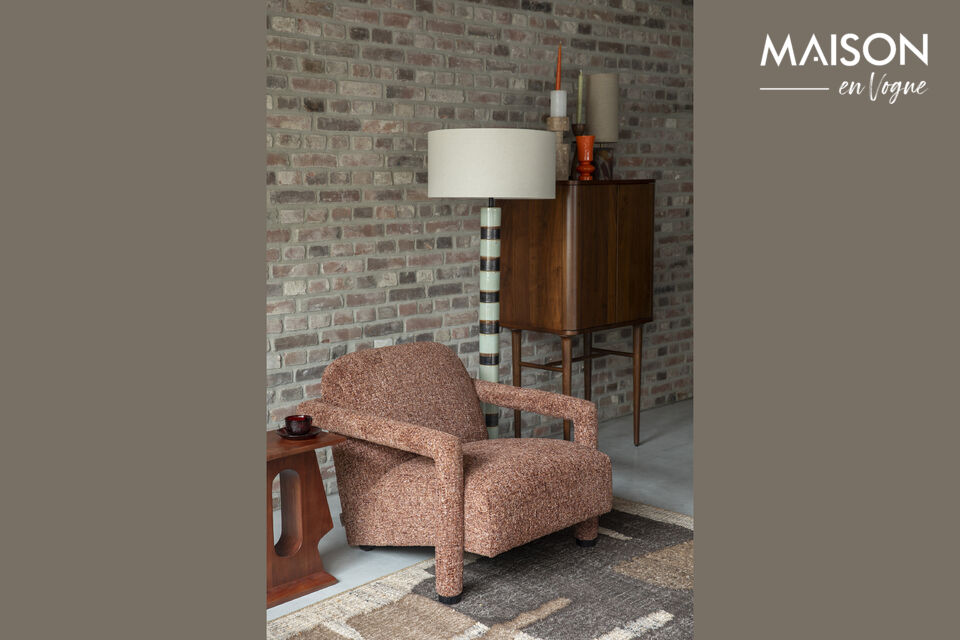 El Dutchbone Kent es uno de esos muebles típicos que se suelen encontrar junto a la estufa o en un