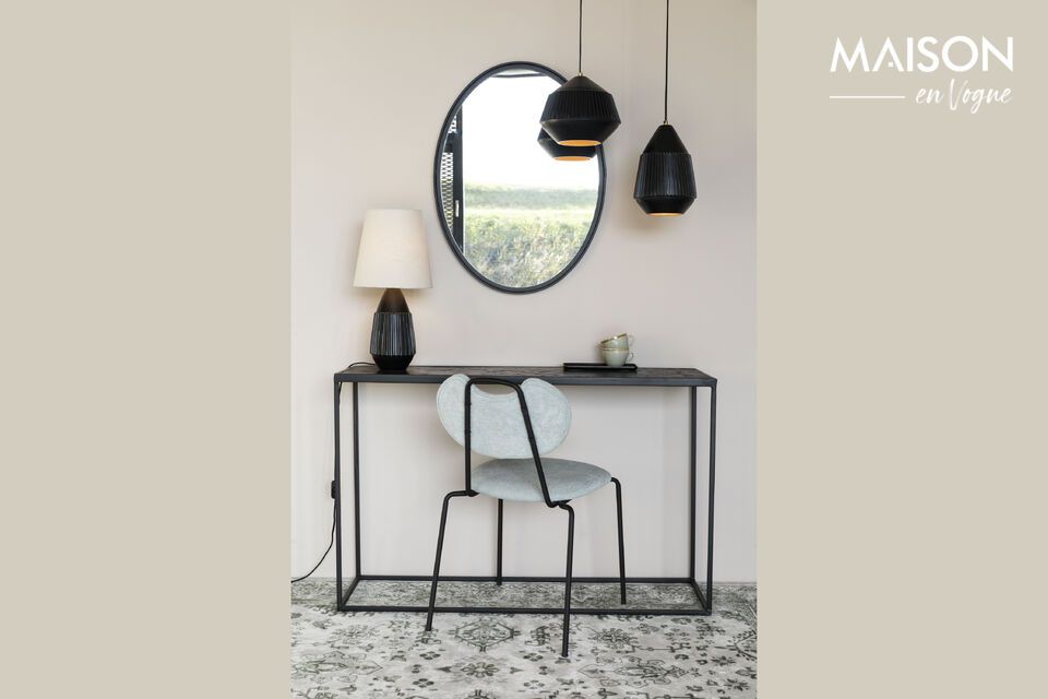 Illuminate your space with elegance and sobriety.