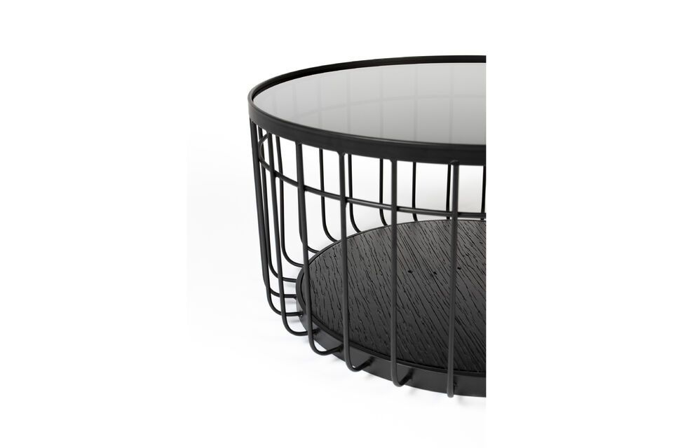 Its 7 kg weight ensures both stability and ease of handling for effortless arrangement