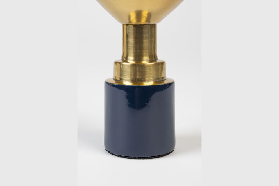 Ideal for intimate dinners or as an elegant addition to a console in the hallway