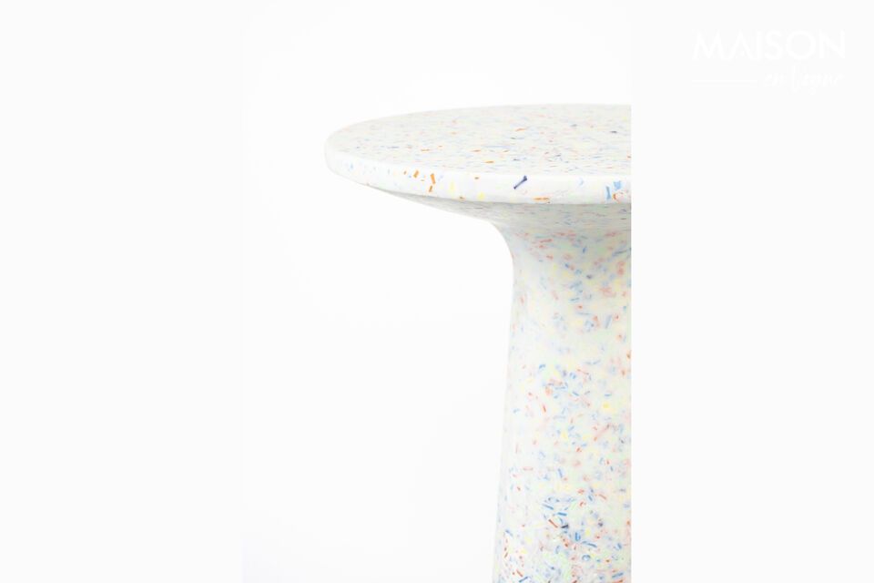 Discover the Victoria small side table, a perfect blend of functionality and style