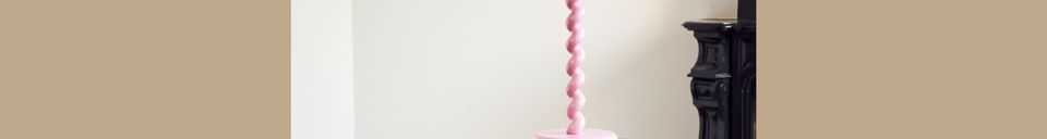 Mise en avant matière Socle de lampe en aluminium rose Twister