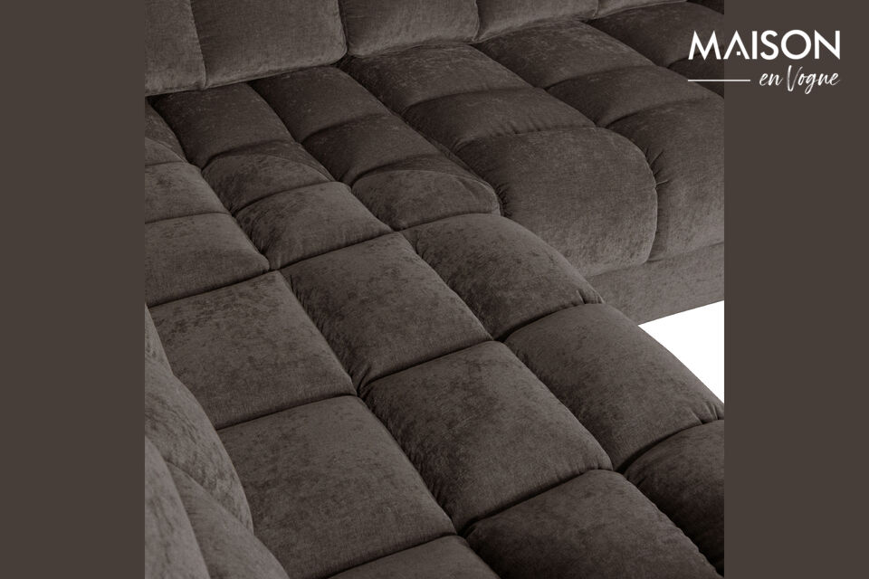 Tanto si busca un sofá de esquina espacioso como una solución de asiento compacta
