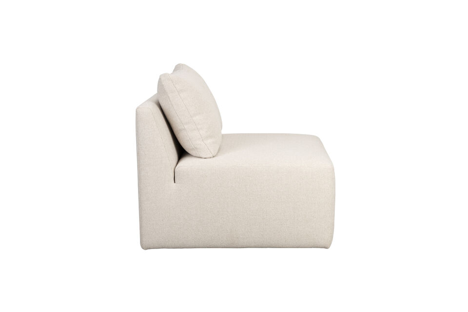   

Made of durable polyester, the Prosper sofa is easy to take off