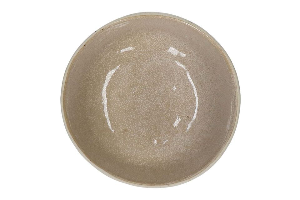 This bowl is part of the Spiró collection