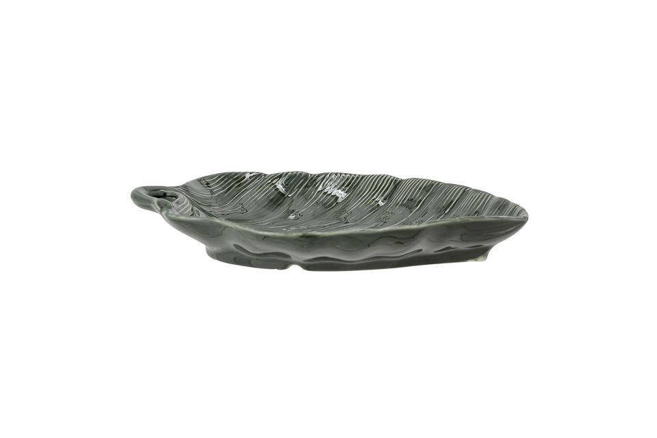 Shaped like a leaf in dark green stoneware