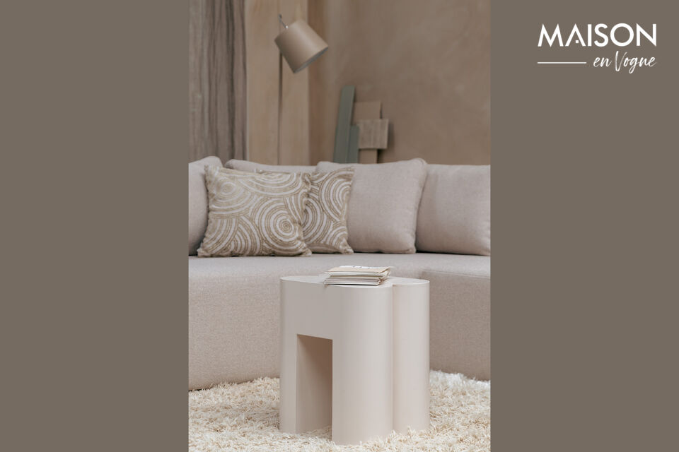 Made of iron, Shape exudes sophistication in its design