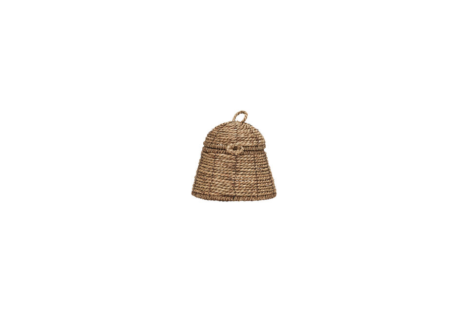 Add a touch of rustic charm to your home with these handmade seagrass baskets