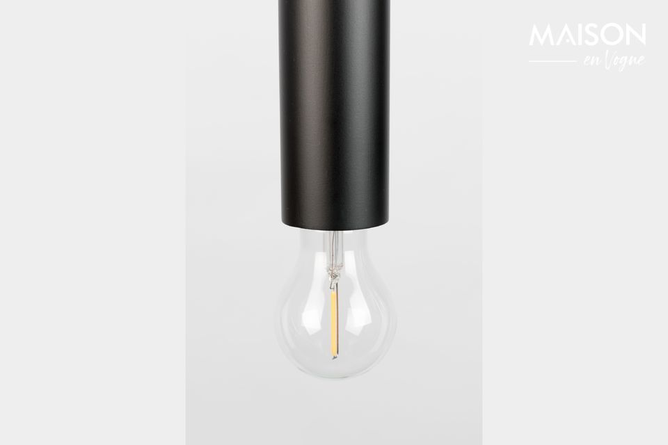 La suspension Yuna noir est une lampe futuriste idéale pour créer une ambiance design au sein de