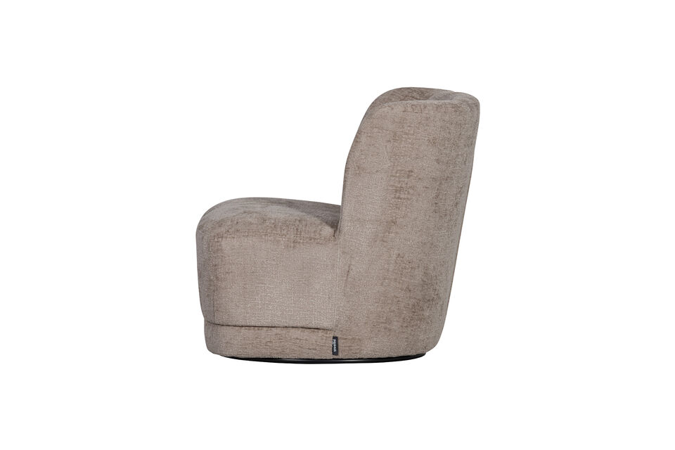 Extra fun: Atty swivels effortlessly in any direction! Material Atty is upholstered in coarse