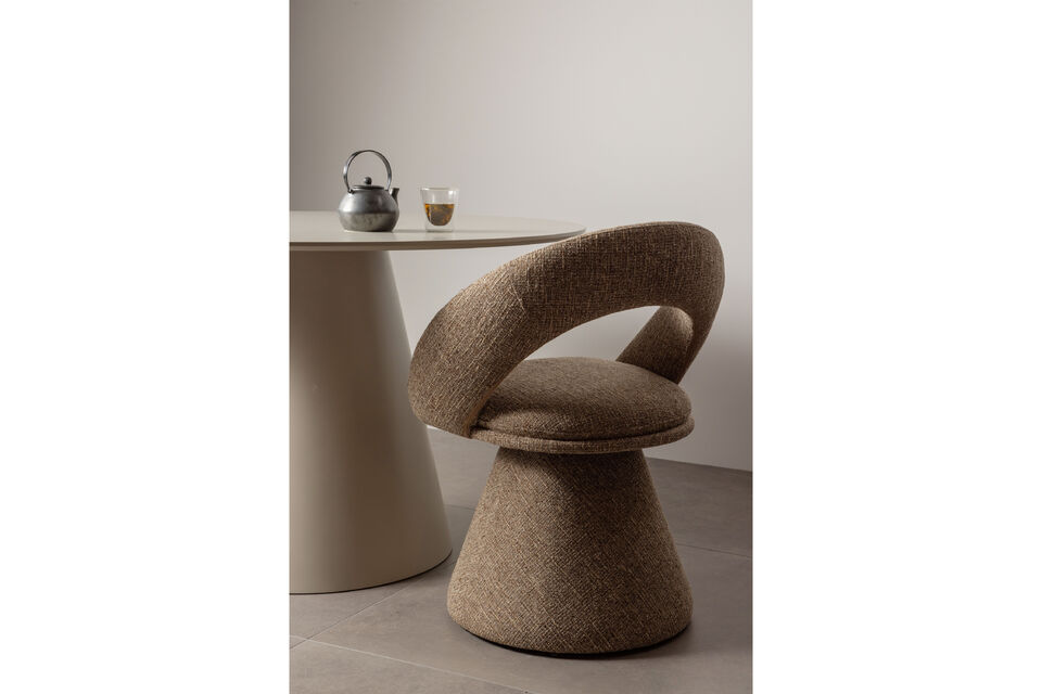Comfortable dining chair with swivel base Upholstered with a woven fabric (100% polyester) Both the
