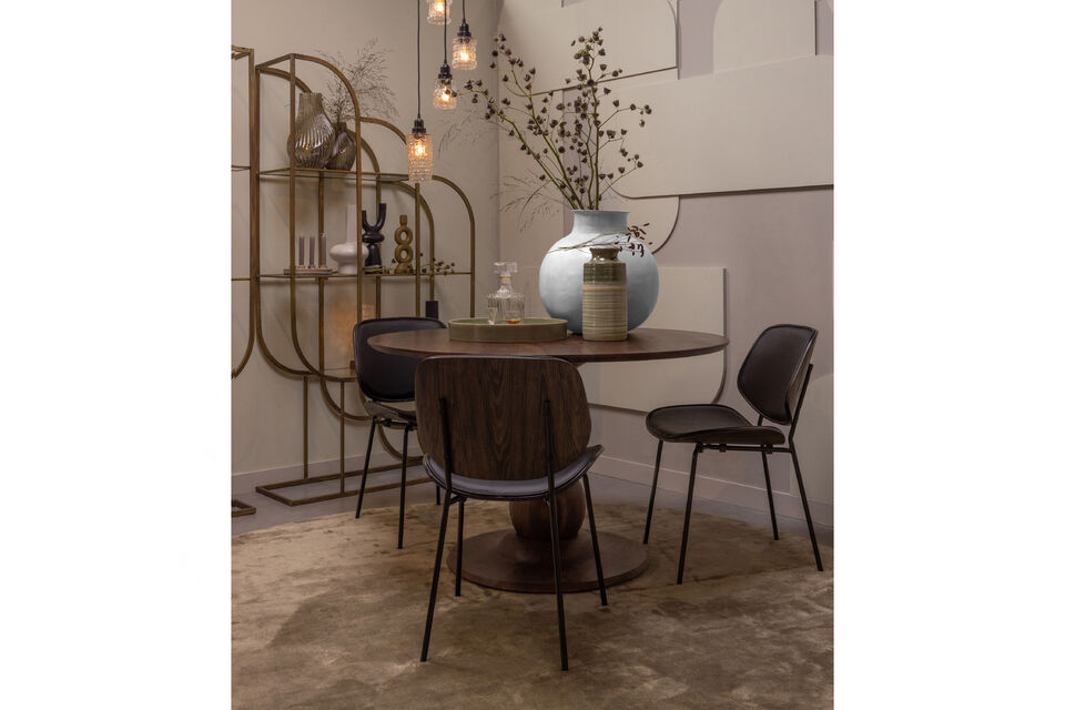 Une table à manger élégante et robuste Bois de manguier avec une finition en noyer Chaque table