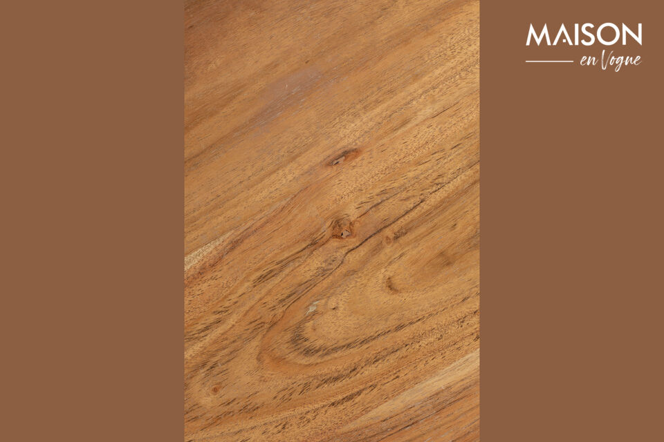 Cette table basse originale est en effet fabriquée dans un magnifique bois d\'acacia et se