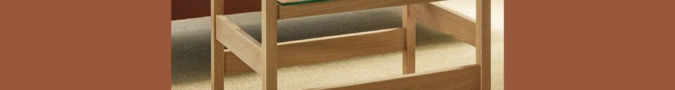 Mise en avant matière Table basse en bois de chêne naturel Ledge