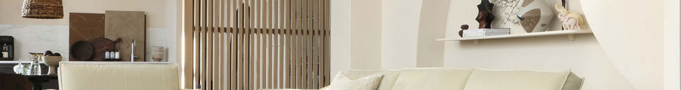 Mise en avant matière Table basse Ø70 cm bois de manguier noir Posture