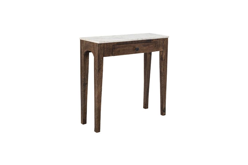 Un design compact qui allie charme et fonctionnalité.