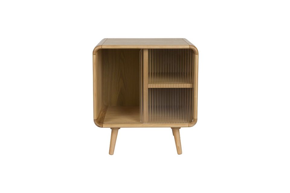 Ses dimensions de 50x40x55 cm en font un compagnon idéal pour vos moments de lecture ou de